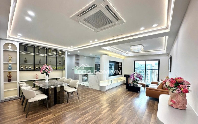 Bán căn 3 ngủ chung cư Goldmark City 136 Hồ Tùng Mậu