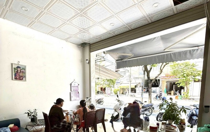 Nhà gác lững đường Phùng Hưng - trục đường 10,5m kinh doanh thông biển