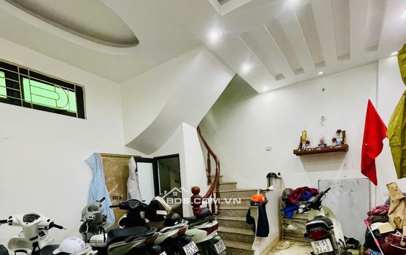 NHÀ PHÂN LÔ ĐƯỜNG CẦU GIẤY - NGÕ NÔNG -2 MẶT THOÁNG  30M2x5T MT5M - 8.25TỶ