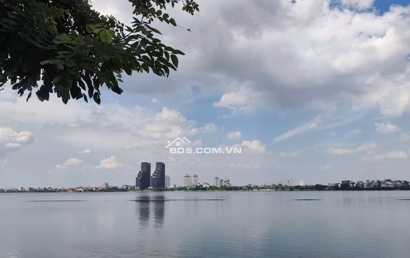 Lô góc mặt phố hiếm – Khu Văn Cao, Ba Đình – Gần Hồ Tây chỉ 21,8 t
