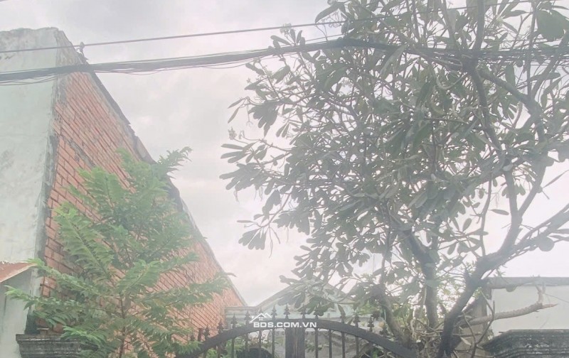 Căn nhà 4x28, CN 103m2. : 4 tỷ 650 triệu,