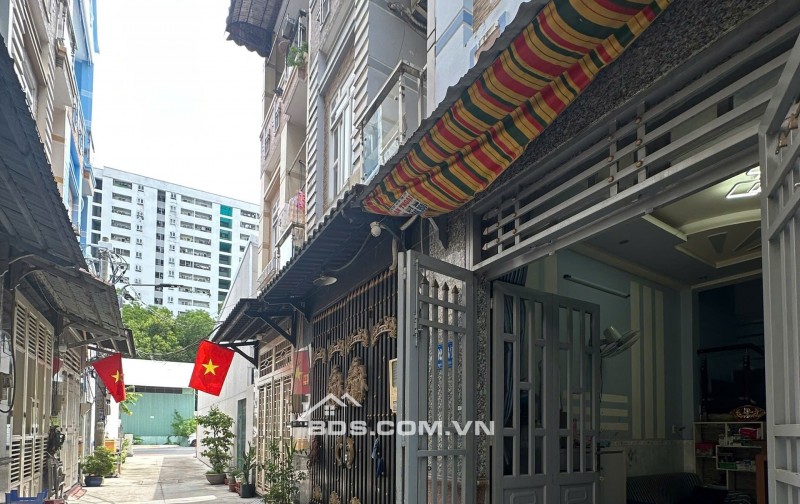 Cần bán nhà 1 trệt 2 lầu đường số 44 Trương Đình Hội P16 Q8