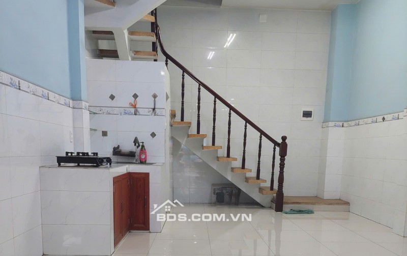 Bán nhà mặt tiền kinh doanh 5 tầng Lý Thường Kiệt Tân Bình, 4.2x11m giá 14.9 tỷ TL