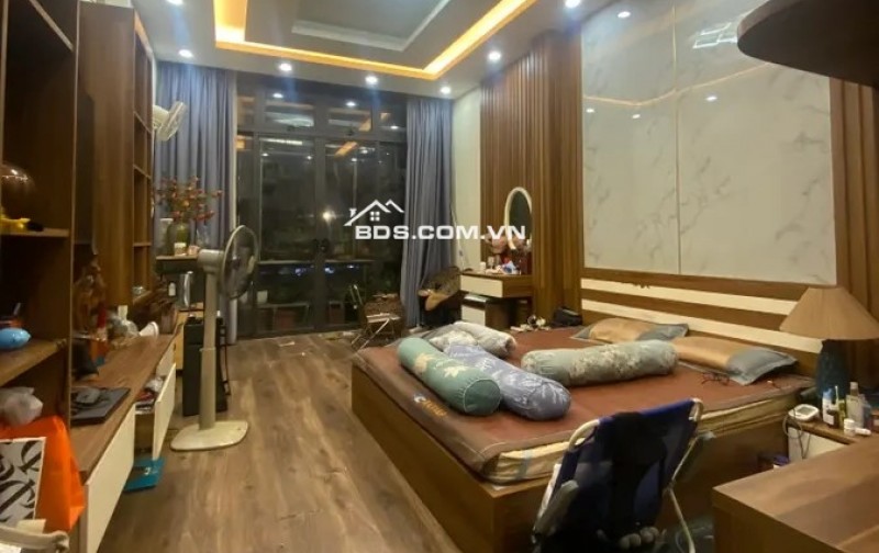 CỰC HIẾM! BÁN NHÀ MẶT PHỐ NGUYỄN TRÃI, 51M2, VỈA HÈ ĐÁ BÓNG, KINH DOANH SẦM UẤT