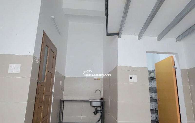 Bán tòa căn hộ 3,5 tầng K439 Nguyễn Tất Thành sát  (k/s Phú Mỹ Thành)