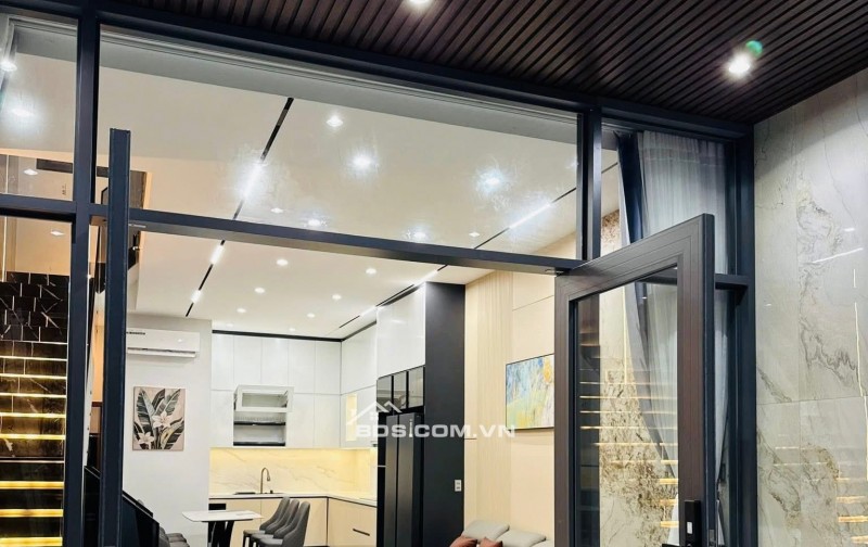 Bán nhà SIÊU ĐẸP 3 tầng đường Nguyễn Chích - Sát Lý Thái Tông