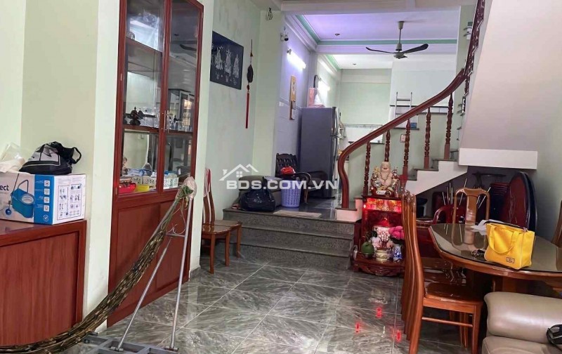 Bán nhà HXH 4 tầng Lạc Long Quân Tân Bình, 4.8x14m giá chỉ 9.8 tỷ TL