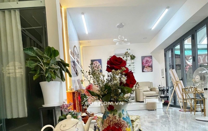 Sang tiệm Spa hoặc cho thuê, Spa Full đồ cao cấp vào là làm ngay