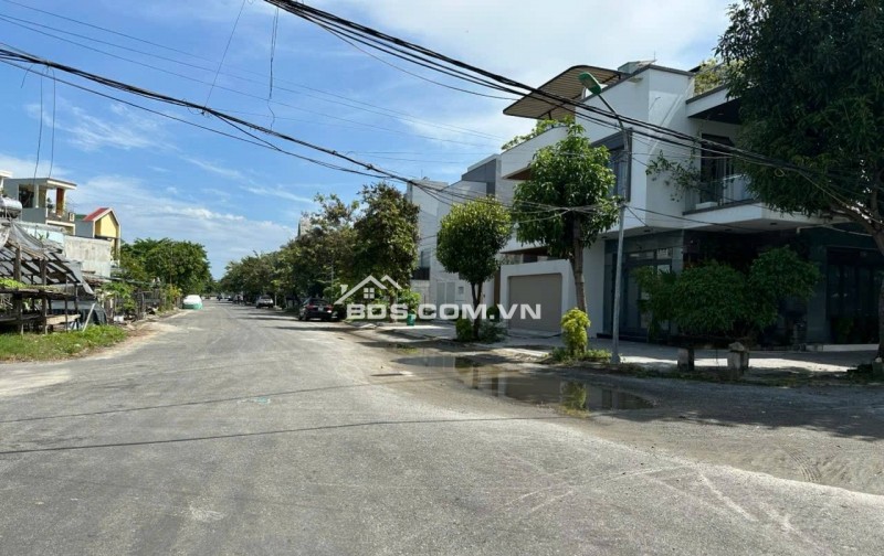 Đất đường 10,5m - sát bên trung tâm hành chính phường Hoà Khánh *mới*