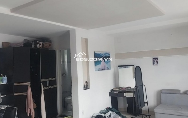 Gia chủ cần bán gấp! Chỉ 8,5 tỷ là có ngay căn biệt thự mini ngay Nguyễn Thị Hà, Hóc Môn - DT 5,5×20m cùng 1 trệt 2 lầu 4 phòng ngủ, sân thượng