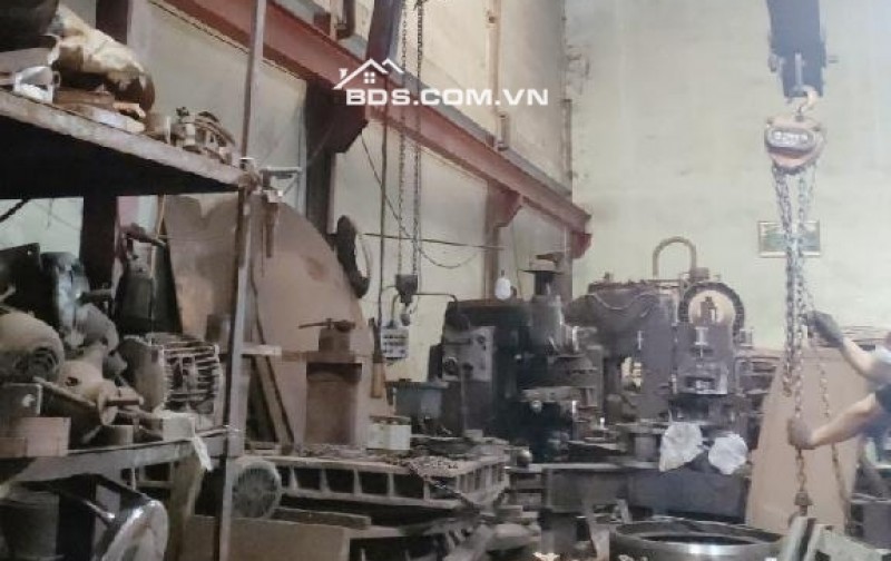 BÁN KHO XƯỞNG MẶT TIỀN TRẦN VĂN MƯỜI – XÃ BÀ ĐIỂM, HÓC MÔN  Diện tích: 450m² (8×40m) – Sổ riêng, pháp lý rõ ràng  Giá: 15 Tỷ (TL chính chủ)