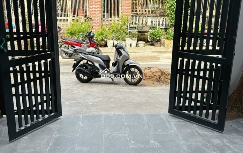 BÁN NHÀ KDC ĐẠI HẢI - XUÂN THỚI THƯỢNG, HÓC MÔN | 80m² (4×20) – Chỉ 4,99 Tỷ TL | 2 tầng BTCT kiên cố, 3PN, PK, Bếp, sân để ô tô thoải mái
