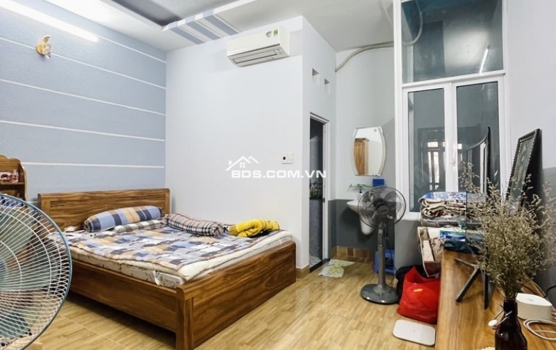 #QUẬN 12 #TRƯƠNG THỊ HOA #NHÀ ĐẸP 3 LẦU #ĐẤT 64M2 #TẶNG FULL NỘI THẤT #GIÁ 6,5 TỶ