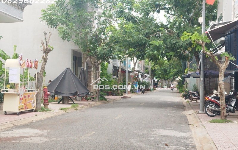 Bán Đất Thổ Cư Mặt Tiền Đường Số 4, TTTM Vincom Sa Đéc, 68m2, Giá 3.7 Tỷ, Sổ Hồng.