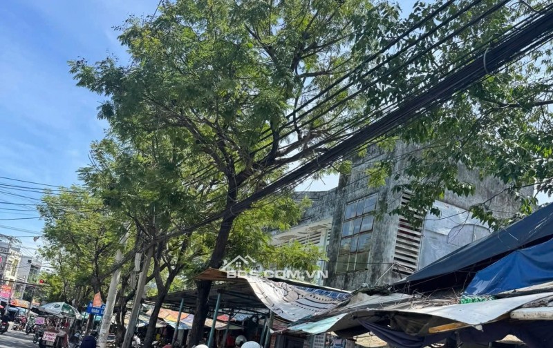 Bán nhà 2 tầng Mặt Tiền Đường KỲ ĐỒNG - Gần chợ
