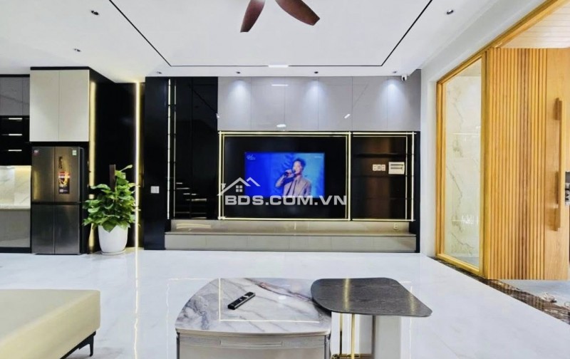 Bán nhà 3 tầng LUXURY đường Phú Lộc 15 - Gần biển Hòa Minh