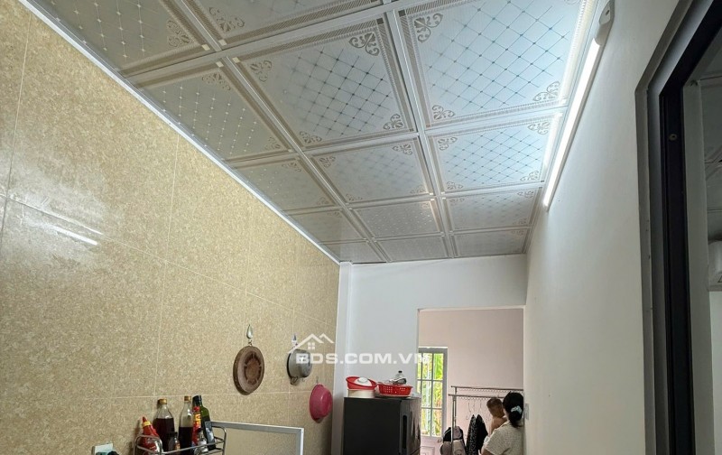 Nhà gác lững đường Phùng Hưng - trục đường 10,5m kinh doanh thông biển