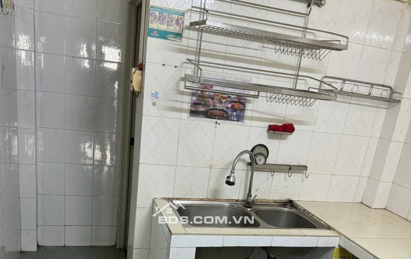 Bán nhà 1 trệt 1 lầu 37/26 Nguyễn Ngọc Lộc , P14 Q10