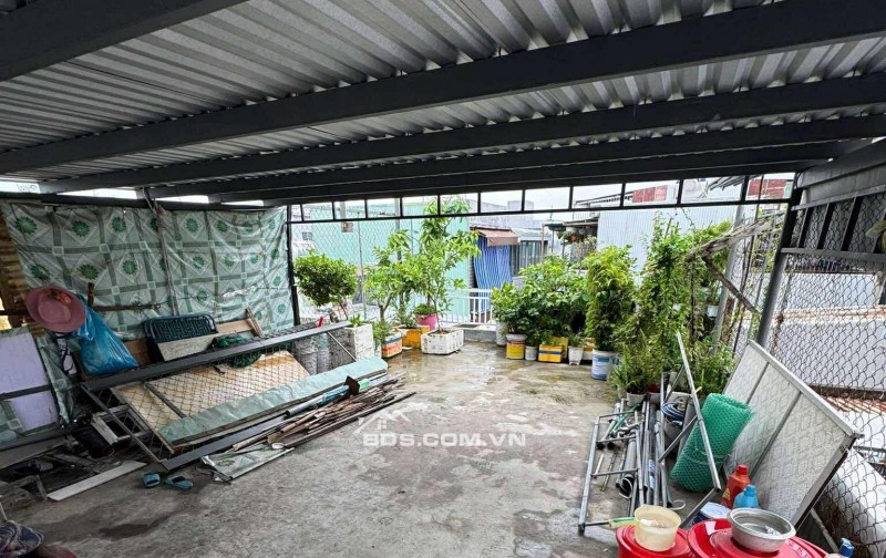 Bán nhà 2 mê đúc chăc chắn kiệt Phú Lộc 19 - Nhà Cách đường chính 22m