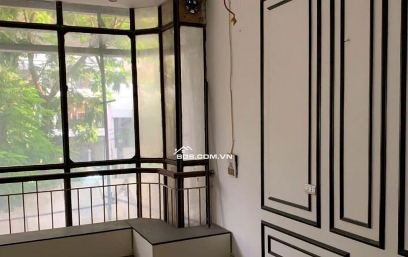 CHÍNH CHỦ CHO THUÊ NHÀ MẶT PHỐ CẦU GIẤY – VỊ TRÍ ĐẮC ĐỊA, KINH DOANH SẦM UẤT
