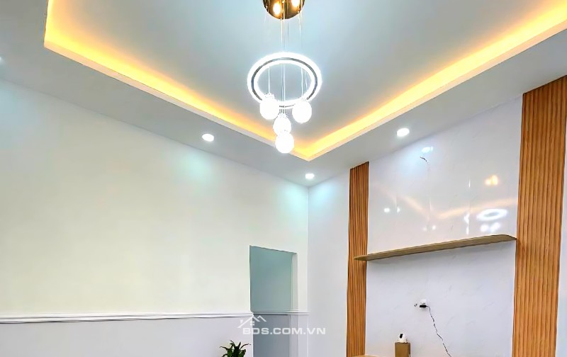 NHÀ Ở NGAY - SẴN NỘI THẤT CƠ BẢN, NGAY LÊ VĂN QUỚI - GIÁP NGÃ TƯ BỐN XÃ,  56M2/4.X TỶ