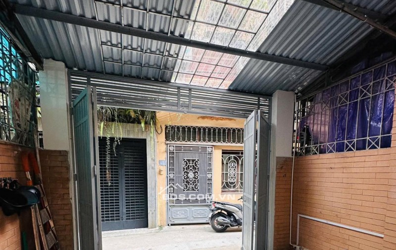 Nhà Đẹp Gần Phố, Phan Đình Giót, Thanh Xuân  80m, mt 4m, giá 4.85 tỷ.