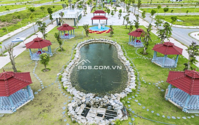 Giảm 300tr bán nhanh lô đất ngay cổng chính kđt Alana Tp.HCM giá 900tr