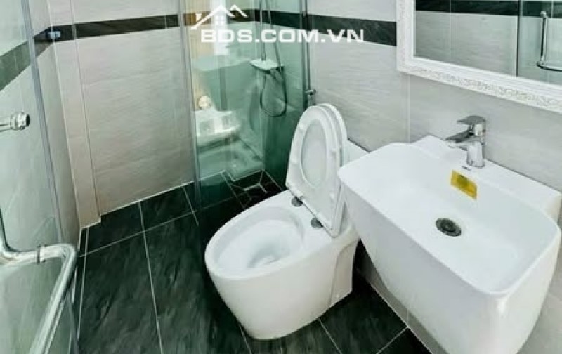  Nhà Đặng Văn Ngữ – Cạnh cơm tấm Ba Ghiền – 56m² – 4 tầng – Giá 12 tỷ