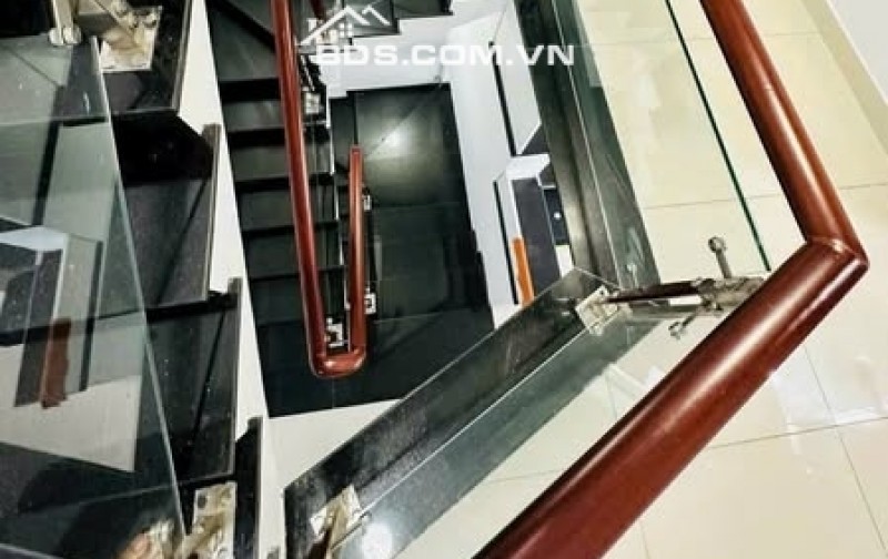  Nhà Đặng Văn Ngữ – Cạnh cơm tấm Ba Ghiền – 56m² – 4 tầng – Giá 12 tỷ