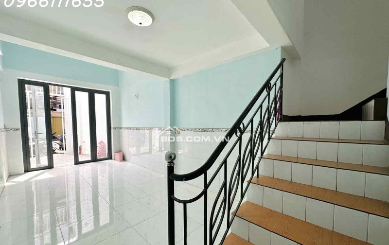 BÁN NHÀ CÁCH MẠNG THÁNG 8  - P10 - KHU VIP HIẾM Q3 - DT 43M2- HẺM 5.2M Ô TÔ THÔNG - 43M2. MT 158