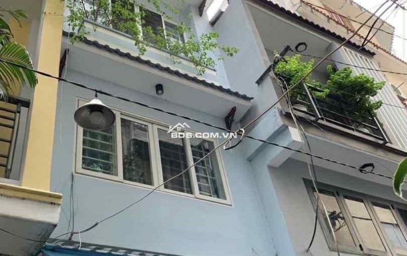 BÁN NHÀ NGUYỄN THIỆN THUẬT - P2 - XE HƠI ĐẾN CỬA - HÀNG HIẾM Q3 - 3.1X.6.8M   - 5 TẦNG KIÊN CỐ - GIÁP QUẬN 1. MT 141