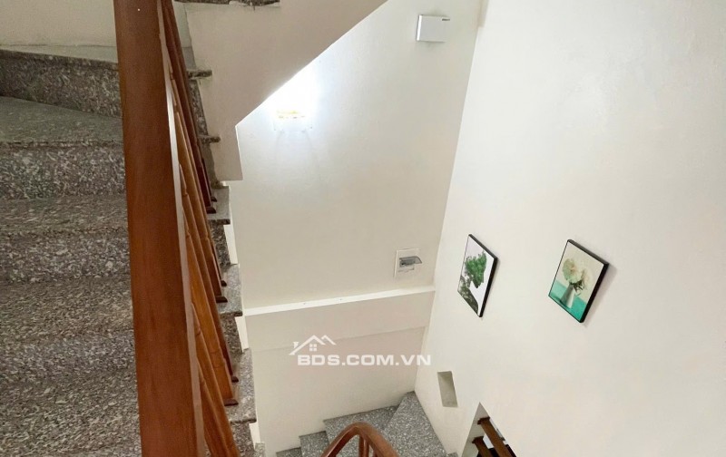 Cần bán căn shop khu shophouse Phụng Châu giá tốt so với mặt bằng không qua trung gian