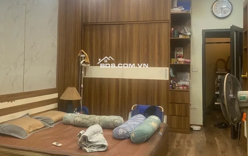 CỰC HIẾM! BÁN NHÀ MẶT PHỐ NGUYỄN TRÃI, 51M2, VỈA HÈ ĐÁ BÓNG, KINH DOANH SẦM UẤT