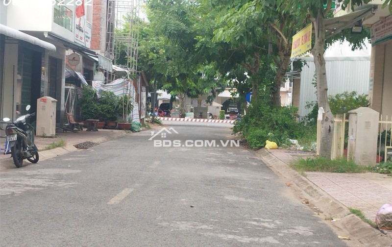 Bán Đất Thổ Cư Mặt Tiền Đường Số 4, TTTM Vincom Sa Đéc, 68m2, Giá 3.7 Tỷ, Sổ Hồng.