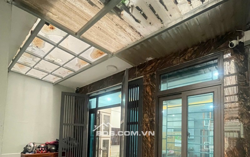Chính chủ cần bán nhà 5 tầng, DT 30 m2 sử dụng riêng và 10 m2 sử dụng chung, tại Vân Canh, Hà Nội