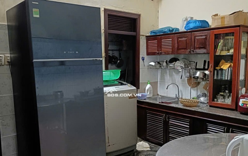 Bán nhà khu VIP đường D16 Tây Thạnh 1 trệt 1 lầu giá chỉ 9.5 tỷ