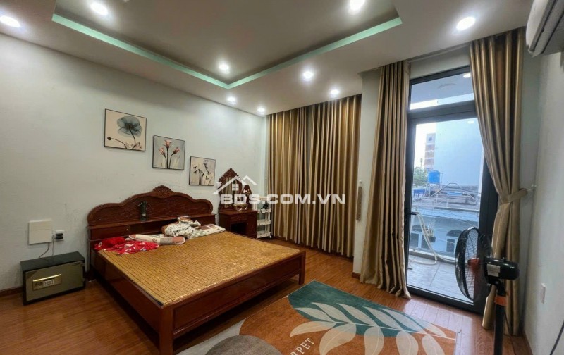 Bán nhà đẹp 1 trệt 2 lầu sân thượng Đường Số 3 P.HBP TP Thủ Đức