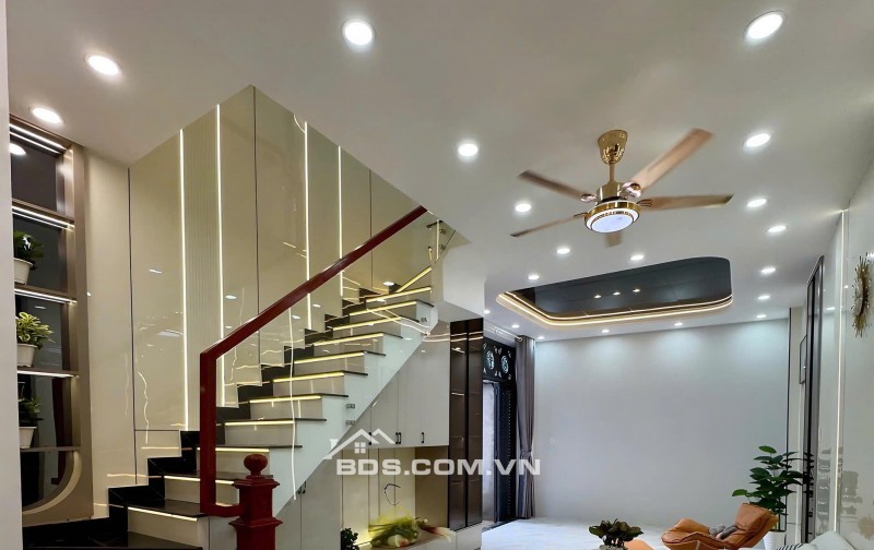 HẺM QUANG TRUNG – NHÀ MỚI 3 TẦNG GIÁ CHỈ 6.8 TỶ. LH:0779351867 – 0764071867.