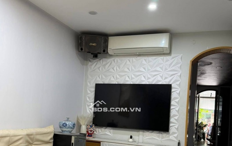Bán Nhà Mặt Phố Kinh Doanh, Thanh Nhàn, Hai Bà Trưng 80m, mt 4.2m, giá 9.3 tỷ.