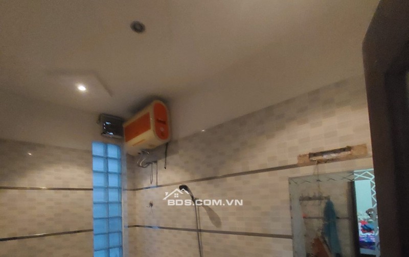 NHÀ NGUYỄN KHÁNH TOÀN – 106M² – 5 TẦNG – MT 10M – Ô TÔ TRÁNH – GẦN PHỐ