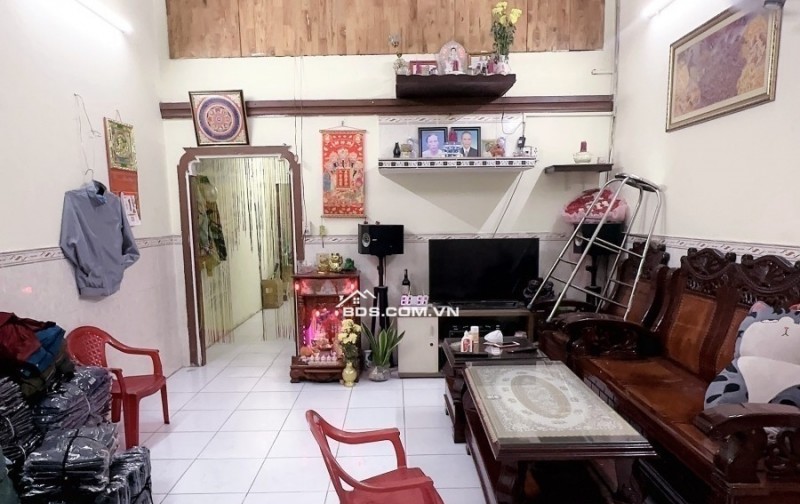  NHÀ HẺM XE HƠI 4 CHỖ – NGAY NI SƯ HUỲNH LIÊN & BÙI THẾ MỸ