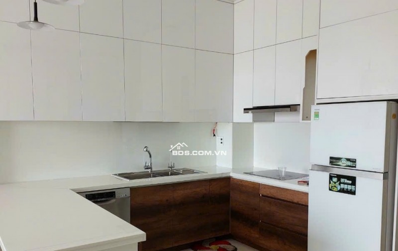Bán Tòa ngôi nhà CHDV 30P đường Phan Văn Hớn Q.12 (5.3x33m) 6 tầng