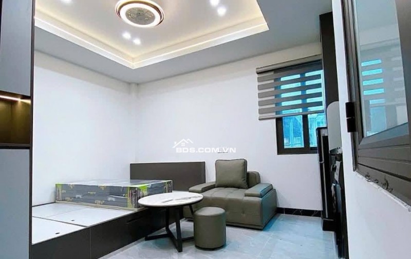 Nhà Đẹp Dòng Tiền Hoàng Mai 50m, 7 tầng, mt 4.3 m, giá 15 tỷ