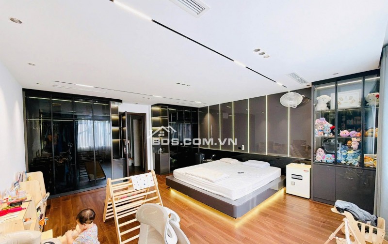 Nhà Đẹp Ô TÔ Vào Nhà, Lạc Trung, Hai Bà Trưng 70m, 8 tầng, mt 5.4m, giá 29.8 tỷ.