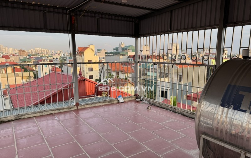 Chính chủ cần bán nhà 5 tầng, DT 30 m2 sử dụng riêng và 10 m2 sử dụng chung, tại Vân Canh, Hà Nội