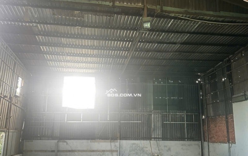 Cho thuê kho xưởng 600m2 Mt Bùi Công Trừng Hóc Môn