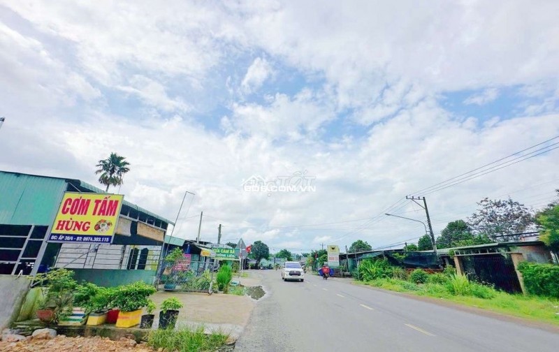 Sang nhanh miếng đất Thành phố tập trung tiền làm ăn