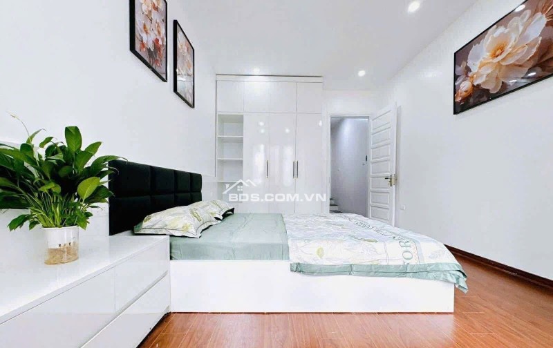 Bán nhà đẹp 50m2 4tầng nhỉnh 5tỷ gần ôtô phố Trung Kính Cầu Giấy(1)