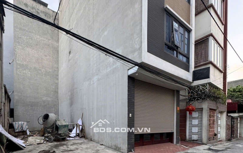 Bán đất Giang Biên Long Biên – 45,3m² vuông như cục gạch, đường ô bàn cờ, ô tô tránh nhau