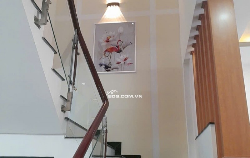 Nhà Đẹp KDC Hoàng Hải, Phạm Văn Sáng, Hóc Môn DT: 5m x 15m x 4tấm (75m2/330m2) Giá: 6.5 tỷ - 5×15- 1 trệt, 3 lầu, 5PN, 4WC, 1 ph thờ, 1 ph bếp